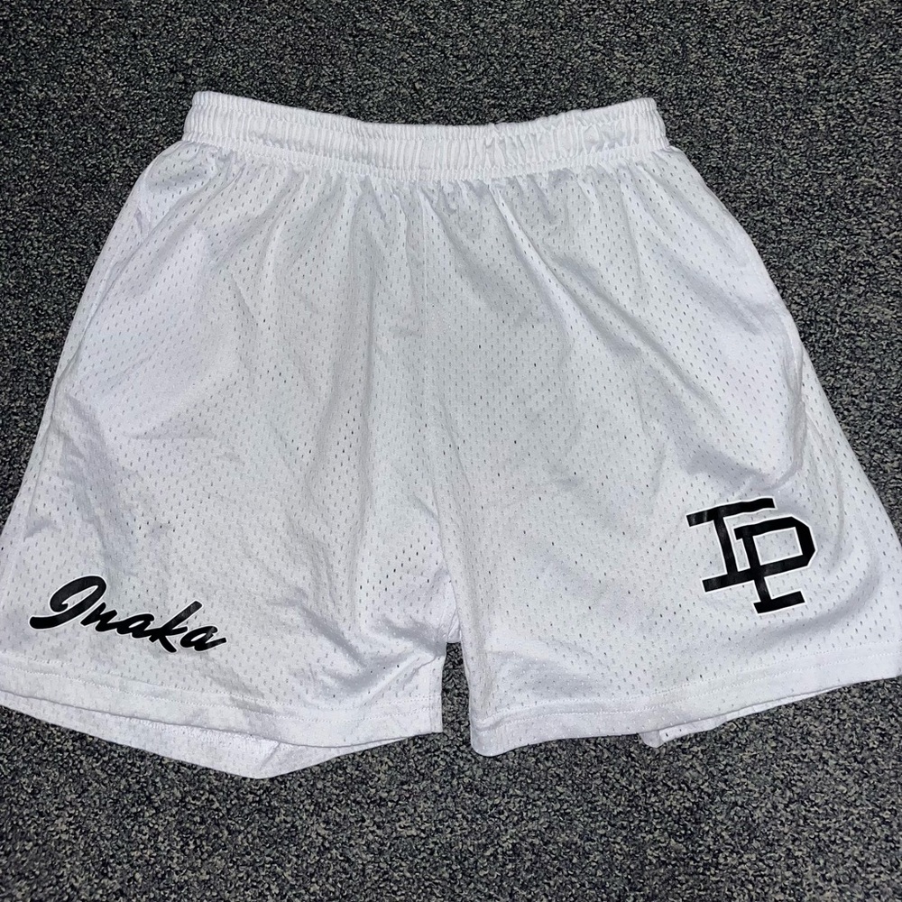 MENS inaka power shite shorts size M
